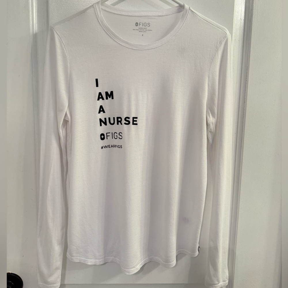 Figs I Am A Nurse Graphic Supersoft Underscrub Long Sleeve White Black Small